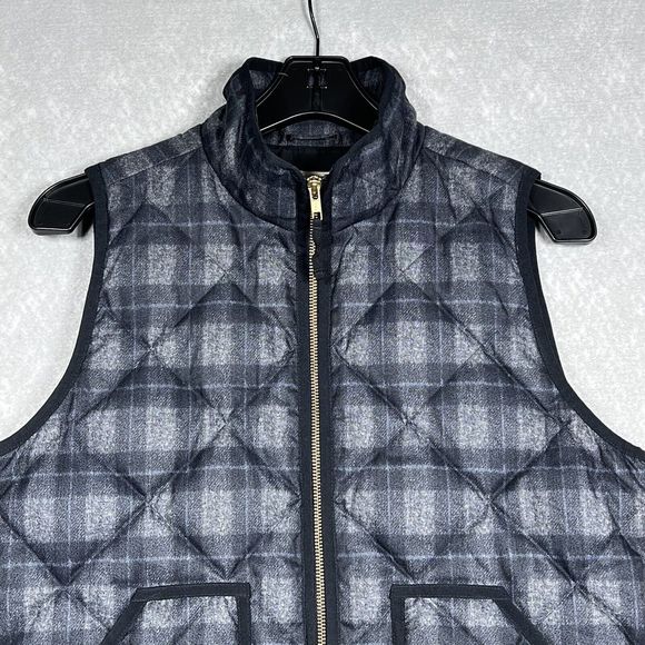 J. Crew Vest Womens Size Small Gray Black Plaid Mountain Puffer Trim 60% Down - Picture 3 of 11